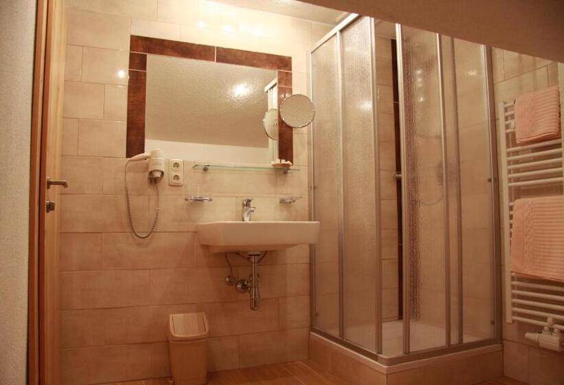 غرفة قياسية ثلاثية, Pension Waldesruh