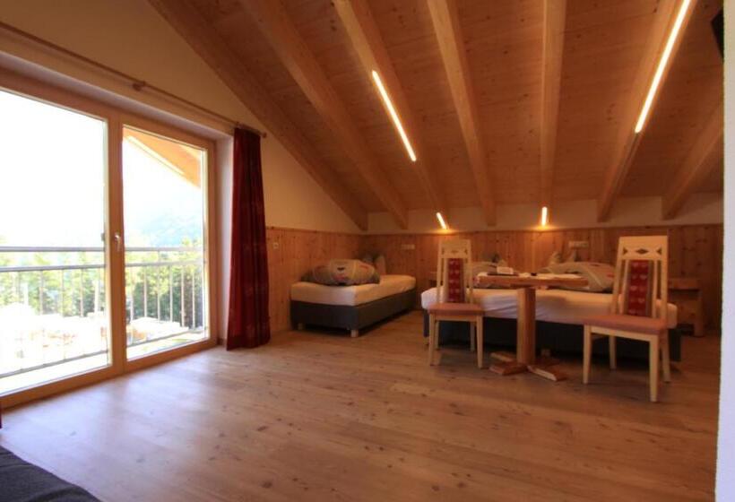 غرفة عائلية, Pension Waldesruh