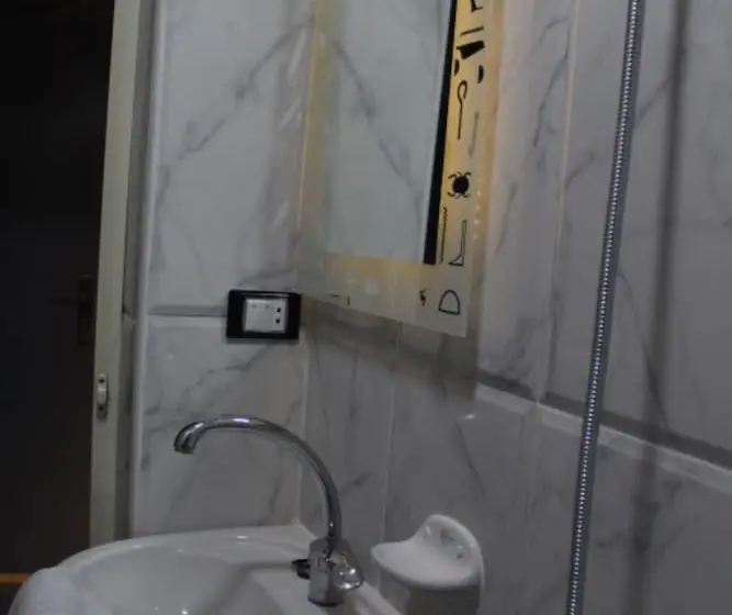 اتاق استاندارد, Sunset Hotel Cairo Hostel