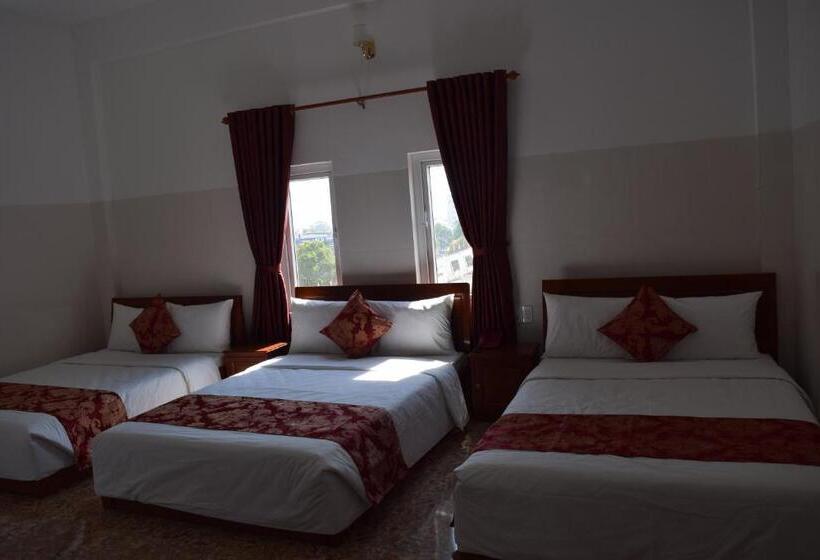 اتاق استاندارد سه نفره, Khách Sạn Mỹ Ngọc