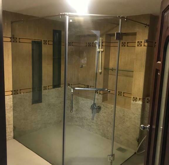 اتاق استاندارد چهار تخته, Nhật Vân 1
