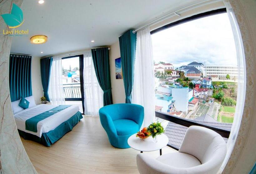 Deluxe Room with Balcony