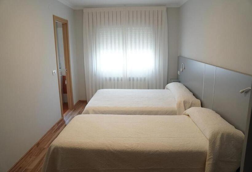 Номер Стандарт, Pension Perez