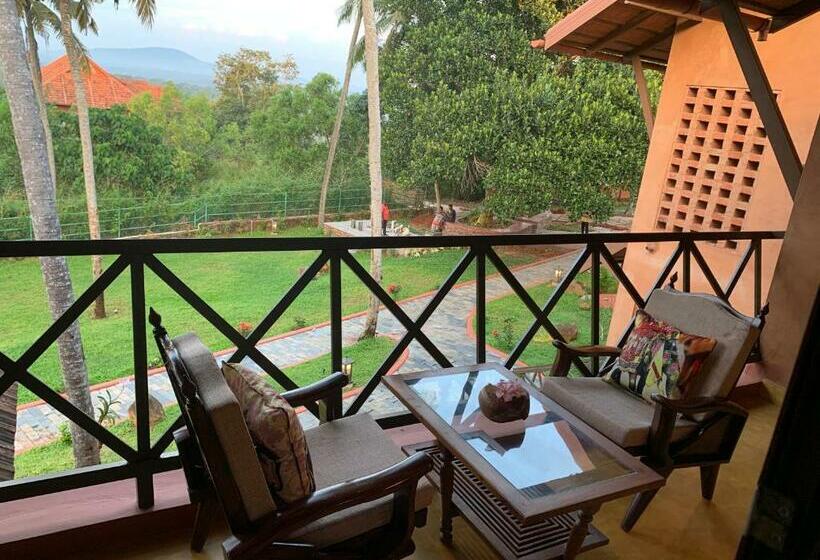 ویلا پریمیوم 1 خوابه, Amara Ayurveda Retreat  Overlooking Evergreen Western Ghats An Ecologically Sustainable Living Space
