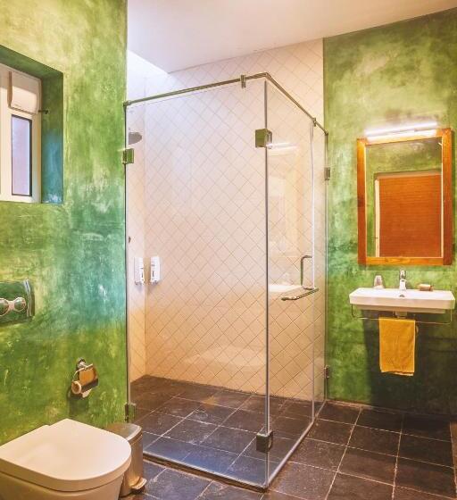 ویلا پریمیوم 1 خوابه, Amara Ayurveda Retreat  Overlooking Evergreen Western Ghats An Ecologically Sustainable Living Space