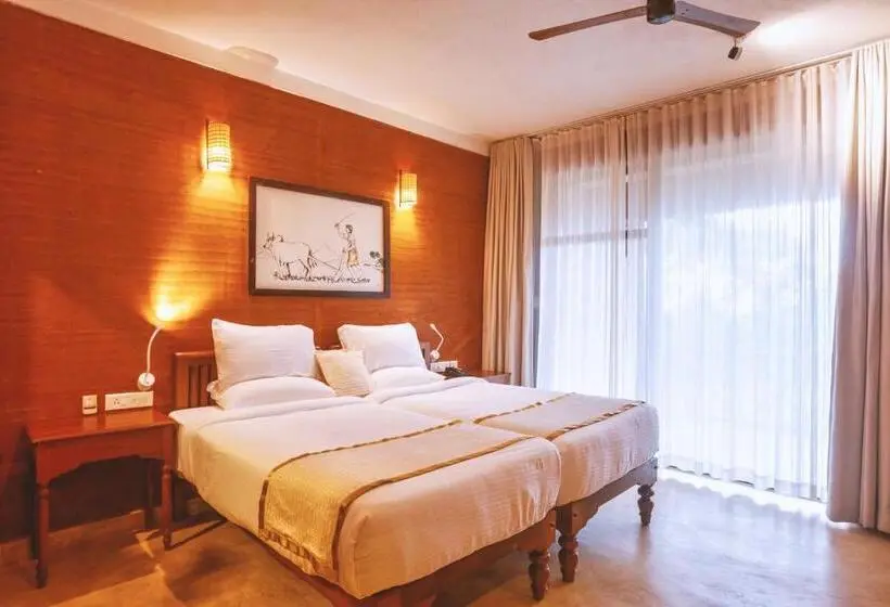 Villa 1 Makuuhuone, Amara Ayurveda Retreat  Overlooking Evergreen Western Ghats An Ecologically Sustainable Living Space