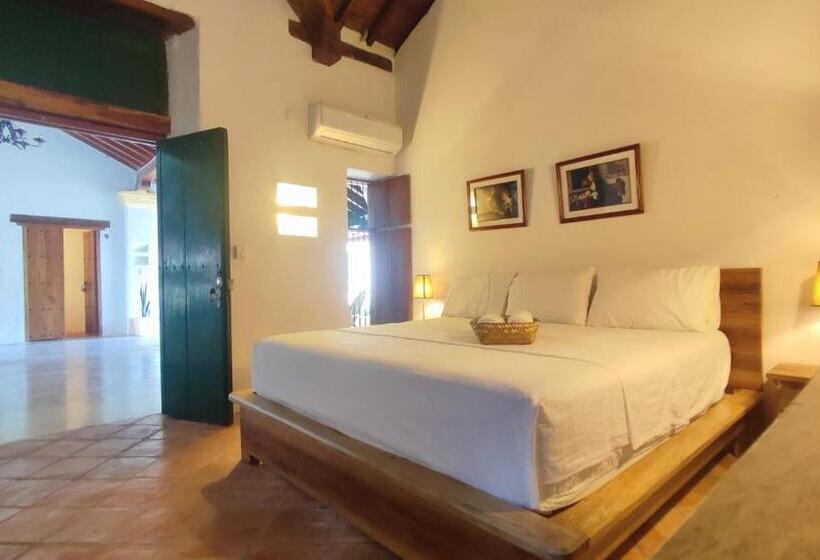 غرفة قياسية, Nieto Mompox, Ubicado En El Corazón Del Centro Histórico, Frente Al Rio Magdalena En Zona De Malecón