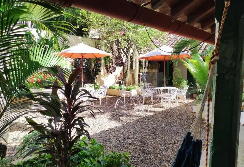 ファミリールーム, Nieto Mompox, Ubicado En El Corazón Del Centro Histórico, Frente Al Rio Magdalena En Zona De Malecón