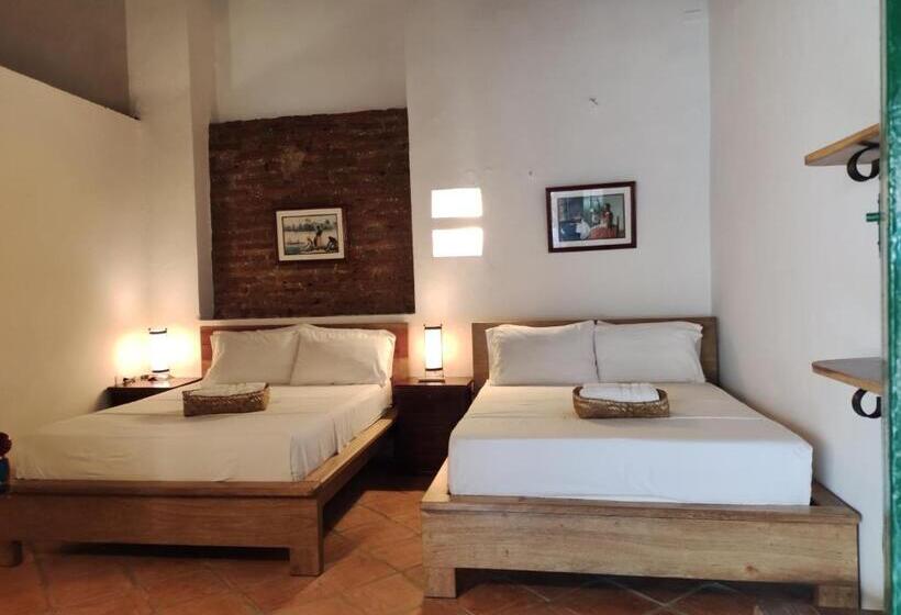 غرفة قياسية رباعية, Nieto Mompox, Ubicado En El Corazón Del Centro Histórico, Frente Al Rio Magdalena En Zona De Malecón