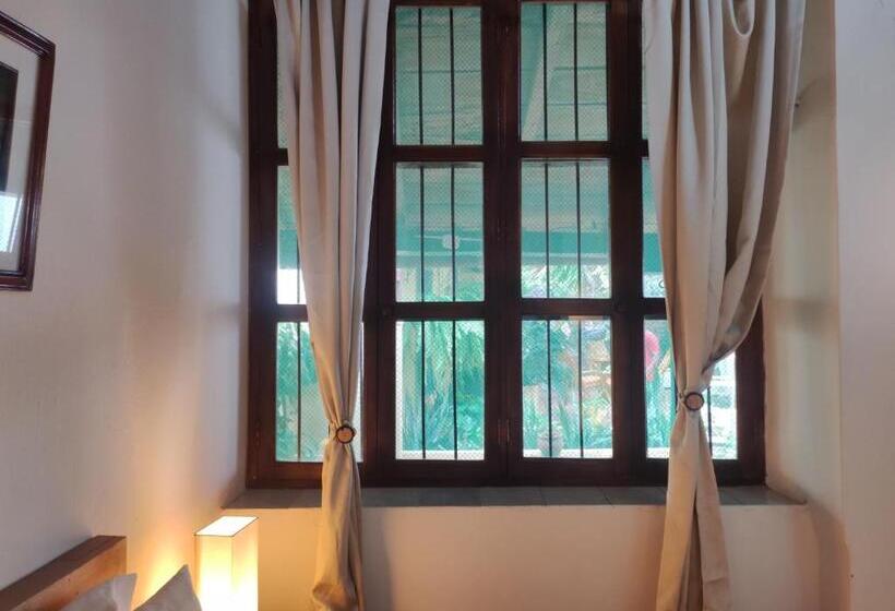 غرفة قياسية ثلاثية, Nieto Mompox, Ubicado En El Corazón Del Centro Histórico, Frente Al Rio Magdalena En Zona De Malecón