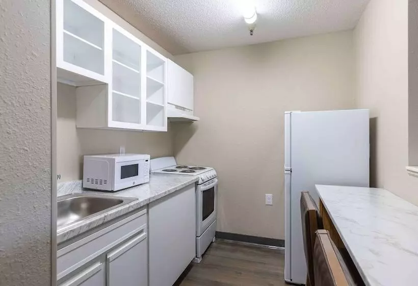 استودیوی لوکس, Extended Stay America Suites   Columbia   Greystone