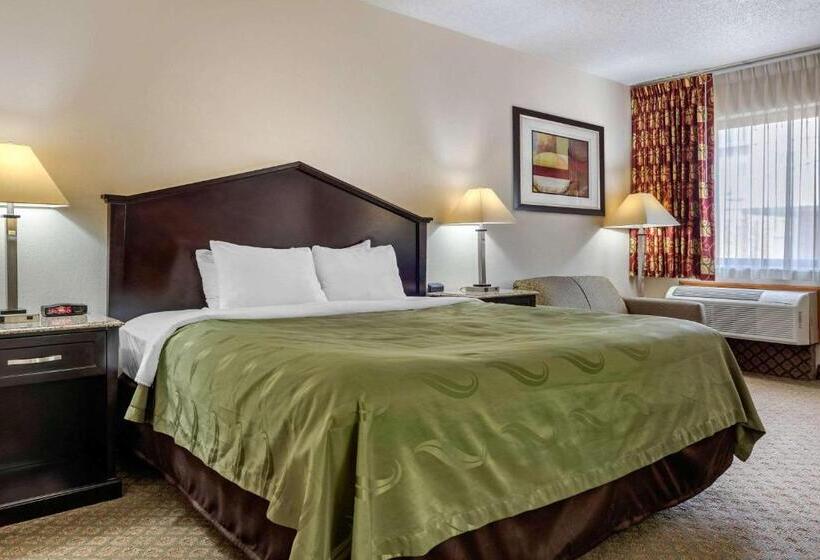 اتاق استاندارد با تخت بزرگ, Quality Inn Fort Wayne