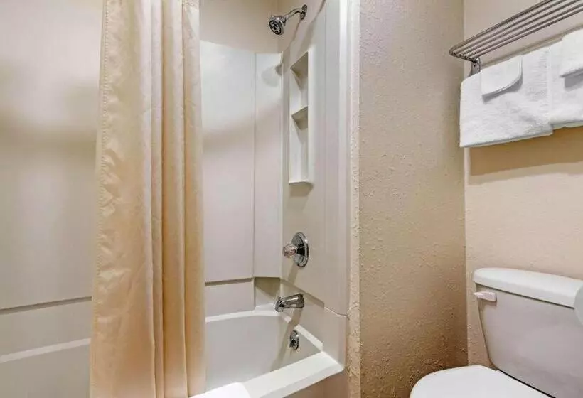 スタンダードルーム, Quality Inn Fort Wayne