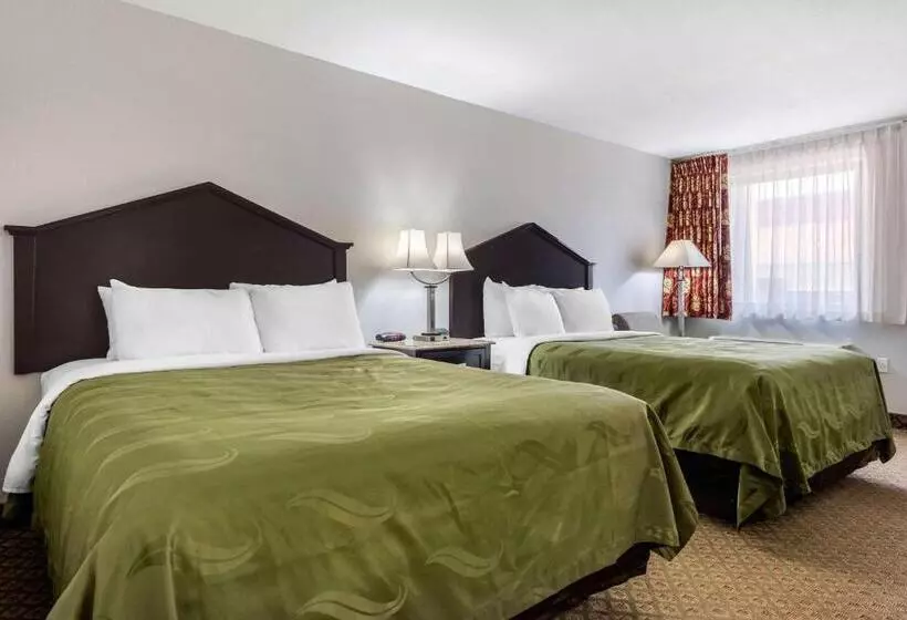 身障者適用スタンダードルーム, Quality Inn Fort Wayne