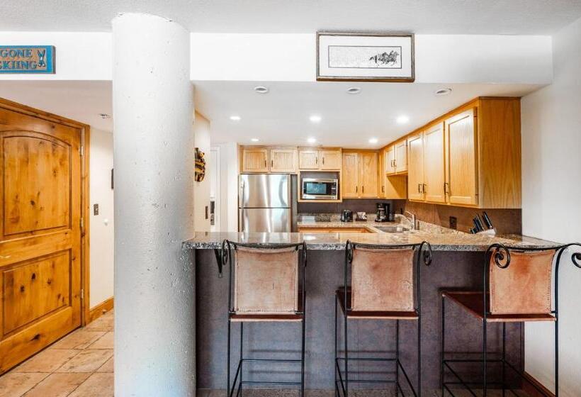 ２ベッドルームアパートメント, Silver King By All Seasons Resort Lodging