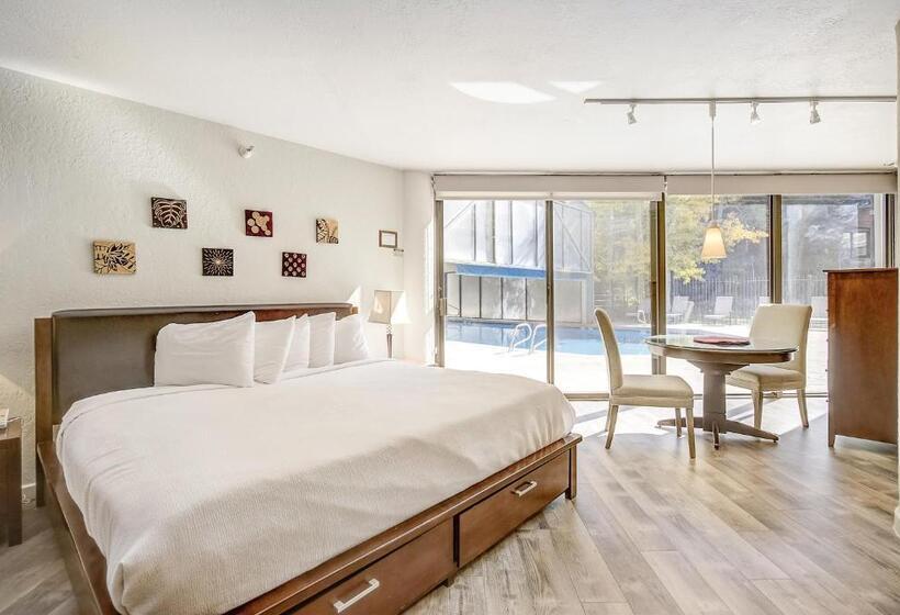 デラックススタジオ, Silver King By All Seasons Resort Lodging