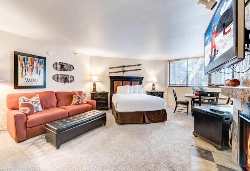 スタンダードスタジオ, Silver King By All Seasons Resort Lodging