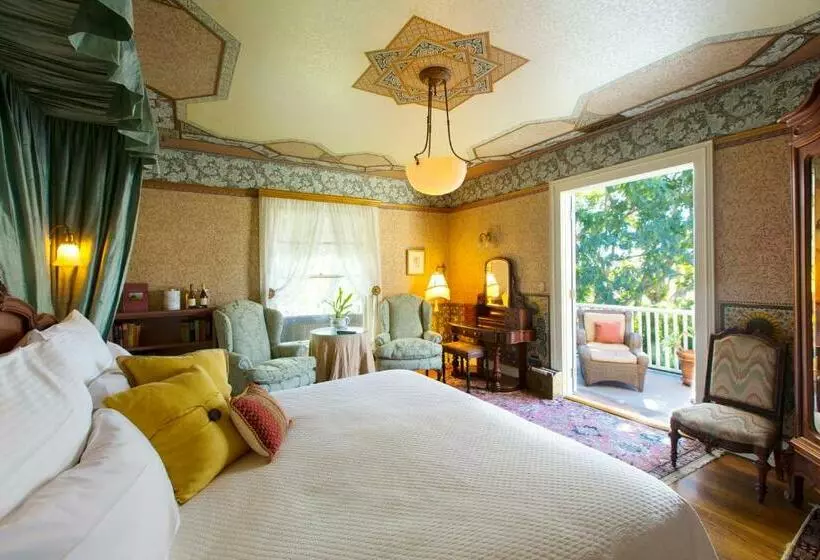 اتاق استاندارد, Simpson House Inn