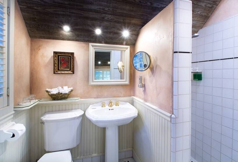 בית, חדר שינה 1, Simpson House Inn