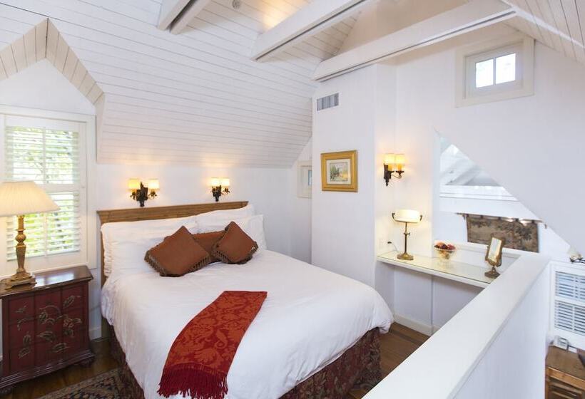 בית, חדר שינה 1, Simpson House Inn