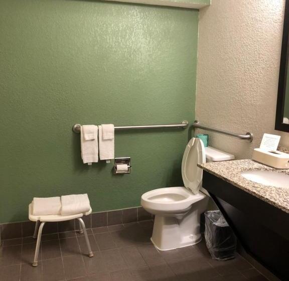 חדר סטנדרט מותאם לאדם עם מוגבלויות, Sleep Inn