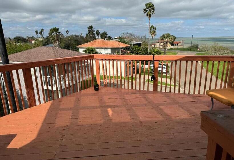 1침실 펜트하우스 아파트, Southwind Inn