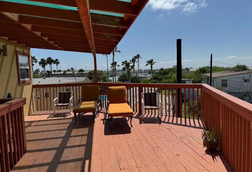 1침실 펜트하우스 아파트, Southwind Inn