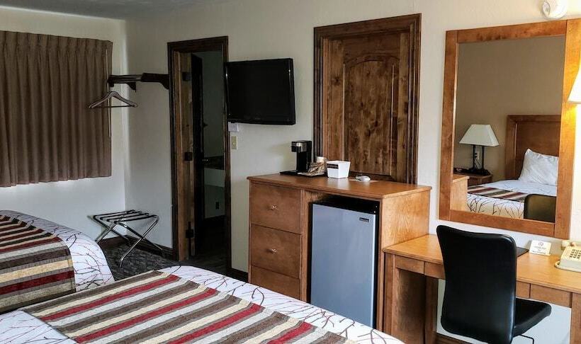 Номер Deluxe, Stagecoach Inn & Suites