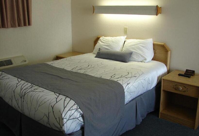 Номер Стандарт, Stagecoach Inn & Suites