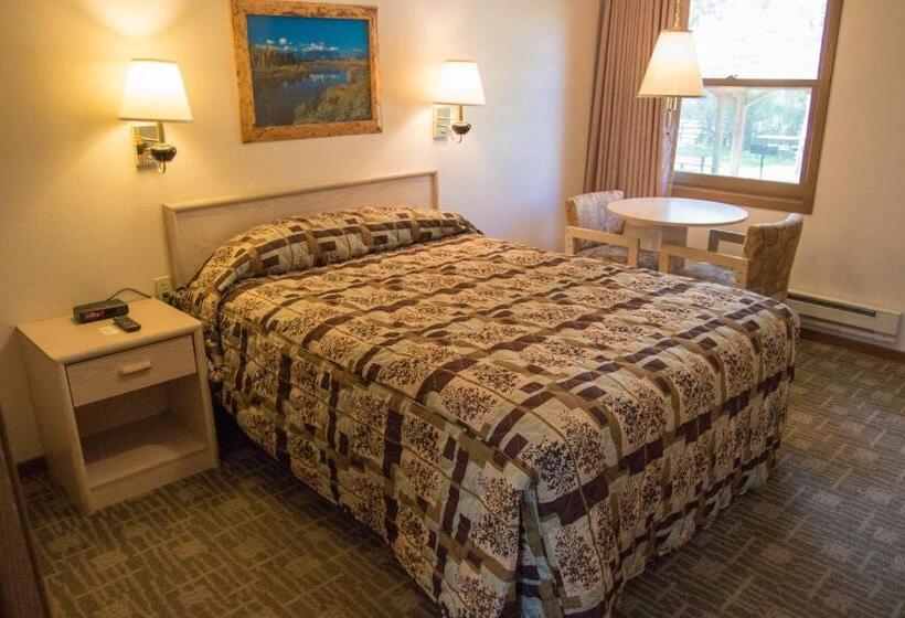 Люкс 2 Спальни, Stagecoach Inn & Suites