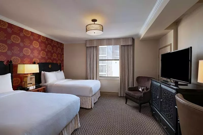 اتاق استاندارد با تخت بزرگ, The Stephen F Austin Royal Sonesta