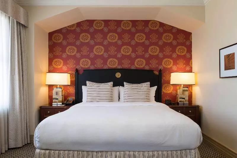 اتاق لوکس, The Stephen F Austin Royal Sonesta