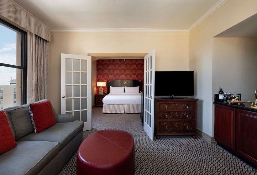 Suite Club, The Stephen F Austin Royal Sonesta