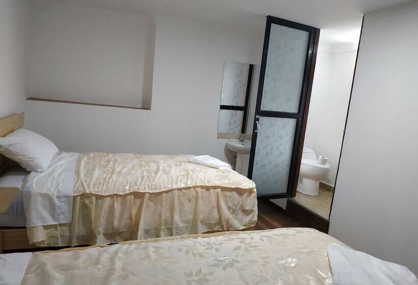 Standart Oda, Anais Y Nicolas Hostel