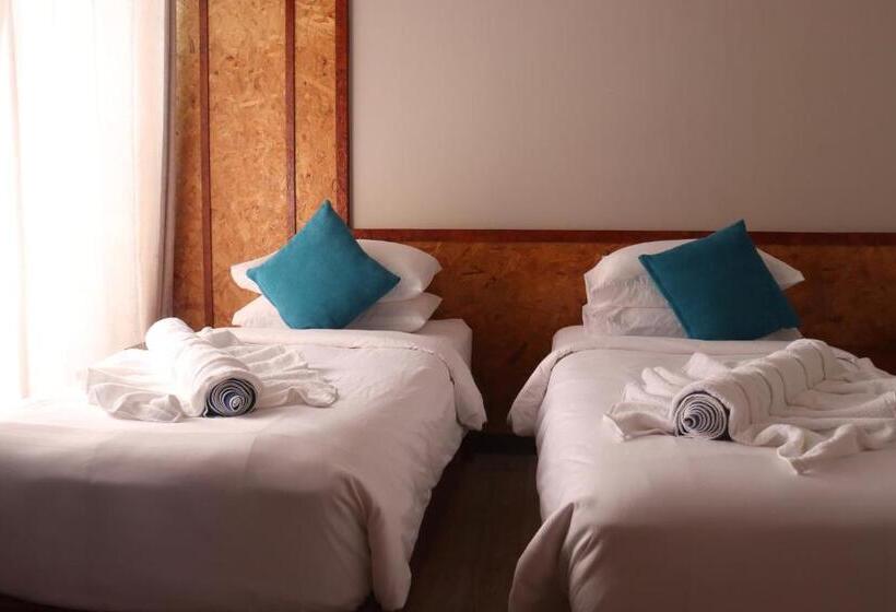 اتاق لوکس, Athens View