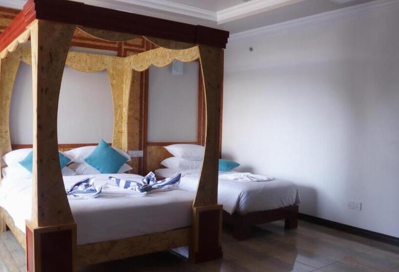 اتاق لوکس خانوادگی, Athens View