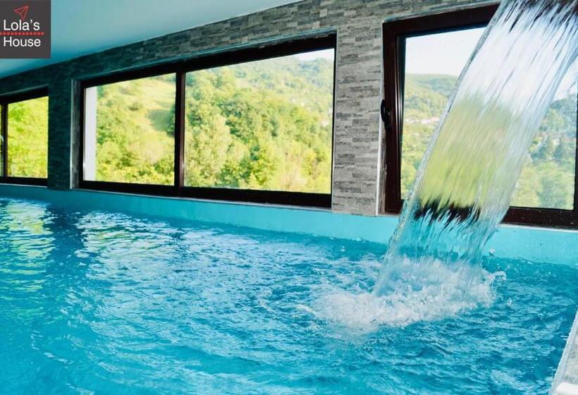 آپارتمان 3 خوابه, Lola S House