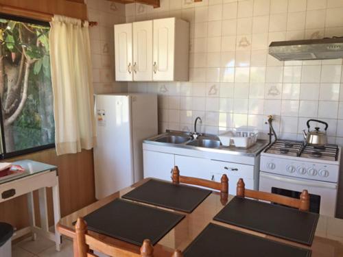 标准平房, Y Cabañas La Rosa Nautica