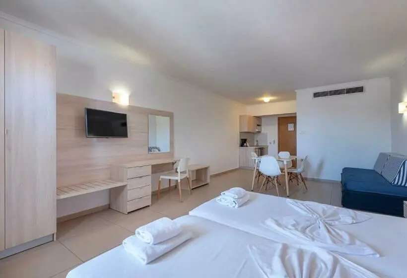 スーペリアスタジオ, Aegean Blu Hotel & Apartments