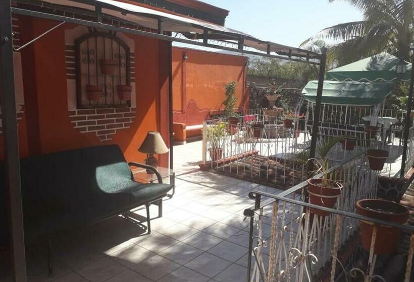 デラックスバンガロー, Villa Paraiso
