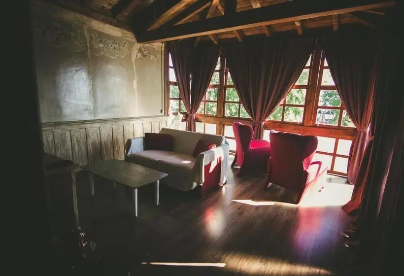 اتاق سوپریور, Rural La Guaja
