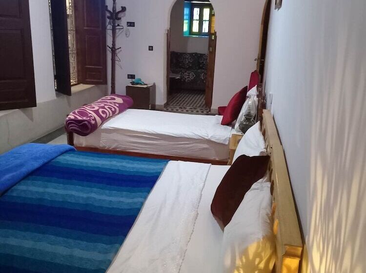 سوییت سوپریور, Dar Alami Salaj