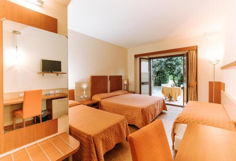 اتاق استاندارد چهار تخته, Valtur Otium Resort