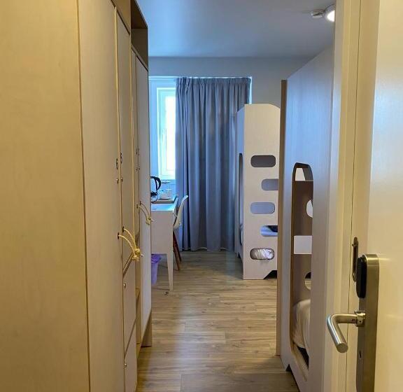 Кровать в Общей Комнате, Porto Velho Boutique Hostel