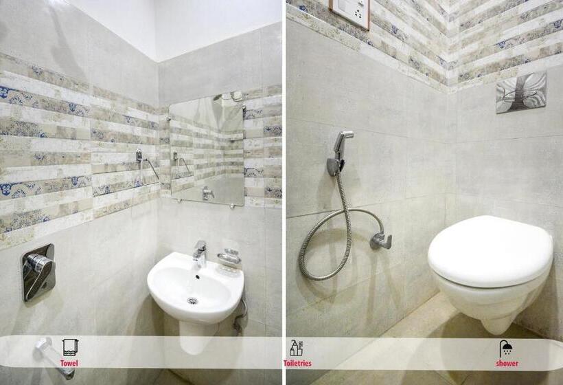 חדר קלאסי לשלושה, Capital O 69624 Hotel Moments Inn