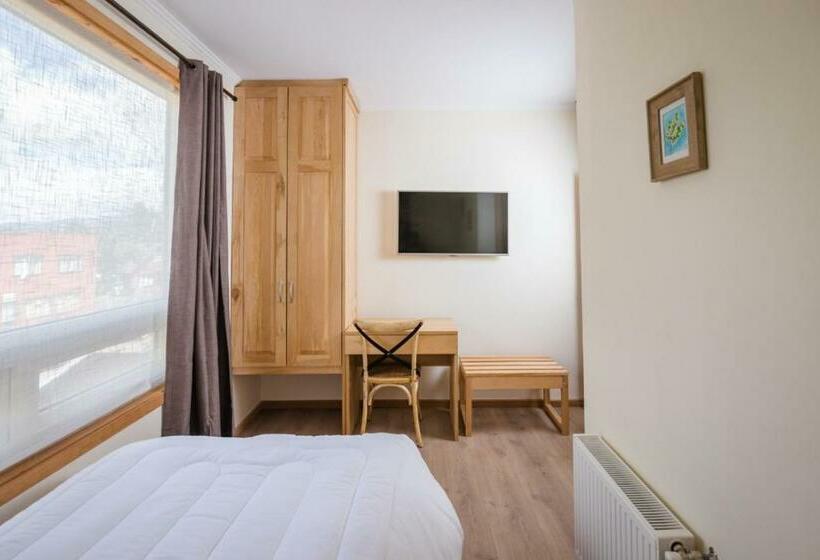 标准单人间, Huellas Y Senderos