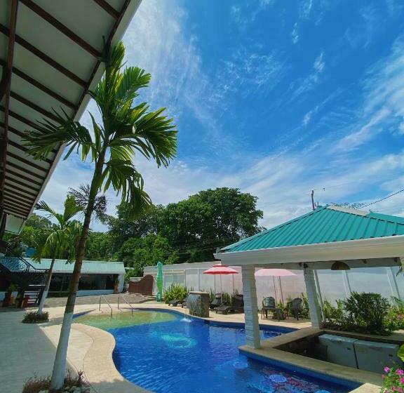 四人标准间, Ocean View Lodge