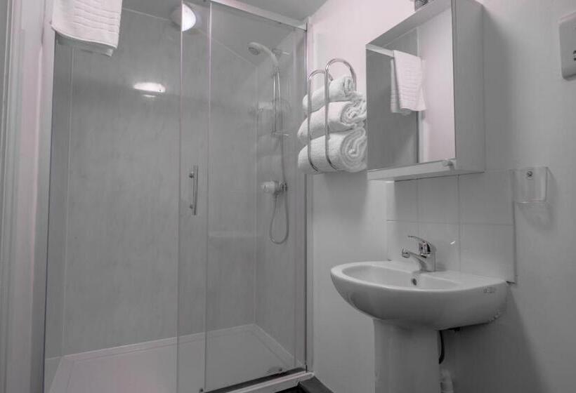 غرفة قياسية, The Moorcock Inn