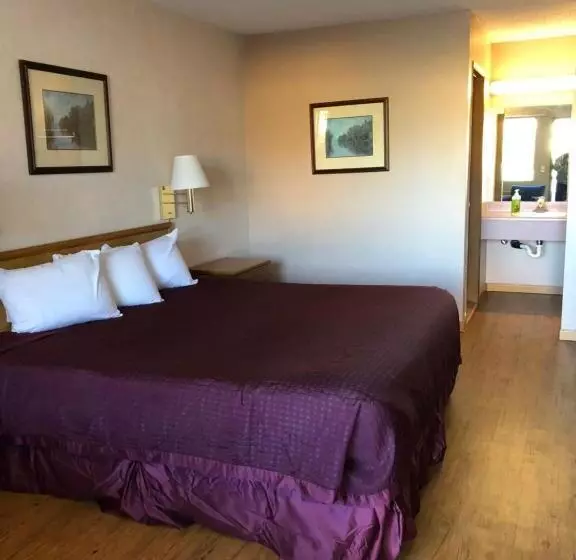 キングサイズベッドのスタンダードルーム, Sumner Motor Inn