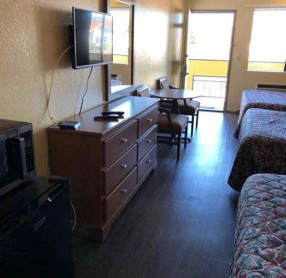 스탠다드 트리플 룸, Sumner Motor Inn